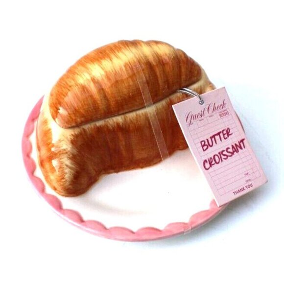 Realistic Butter Croissant Scented Candle on Pink Plate Novelty Food-Themed Gift - Picture 1 of 2